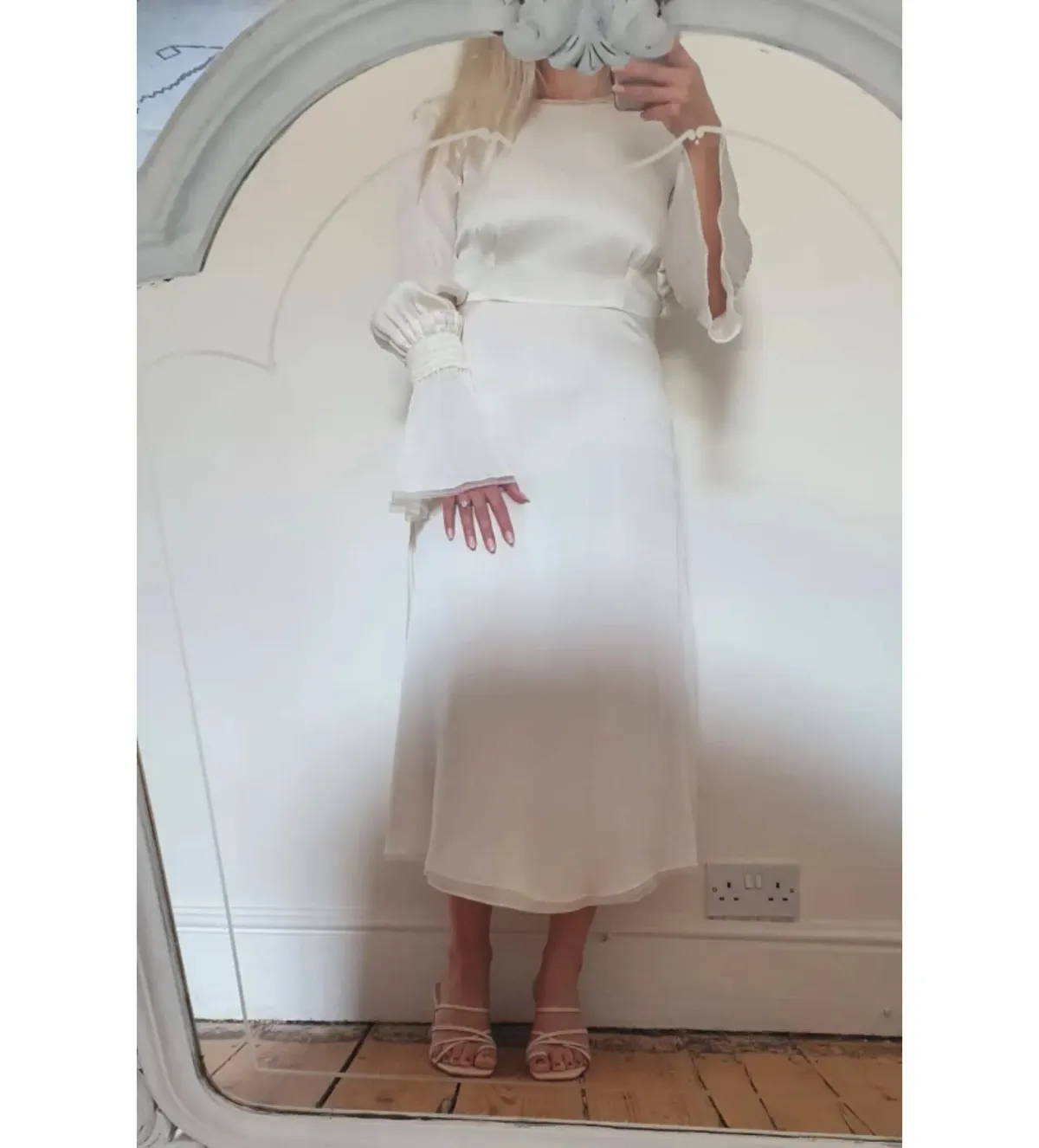 Roksanda Duana Silk Midi Dress White Size 10 for rent on The Volte - main image