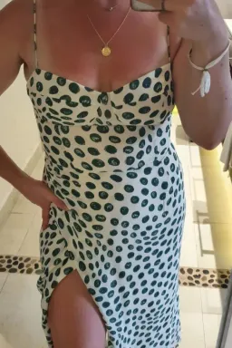 Reformation Kourtney Midi Dress Tapioca Print Size 10 for rent on The Volte - image 2