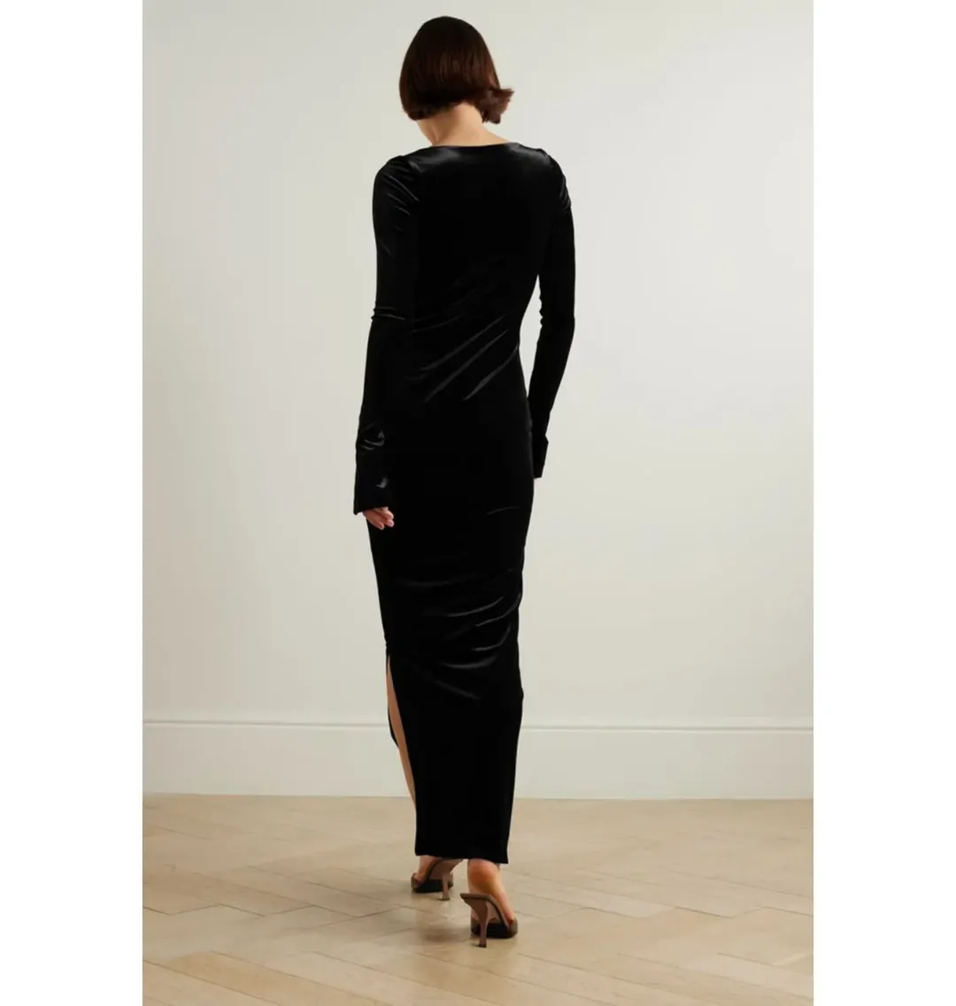 16Arlington Solaria Velvet Gown Black Size UK 10 for rent on The Volte - main image