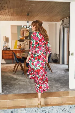 Queens of Archive Katherine Maxi Dress Floral Size UK 10 for rent on The Volte - image 3